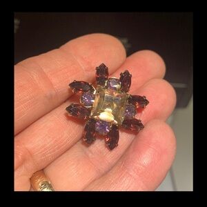 Vintage Judy Lee clip earrings